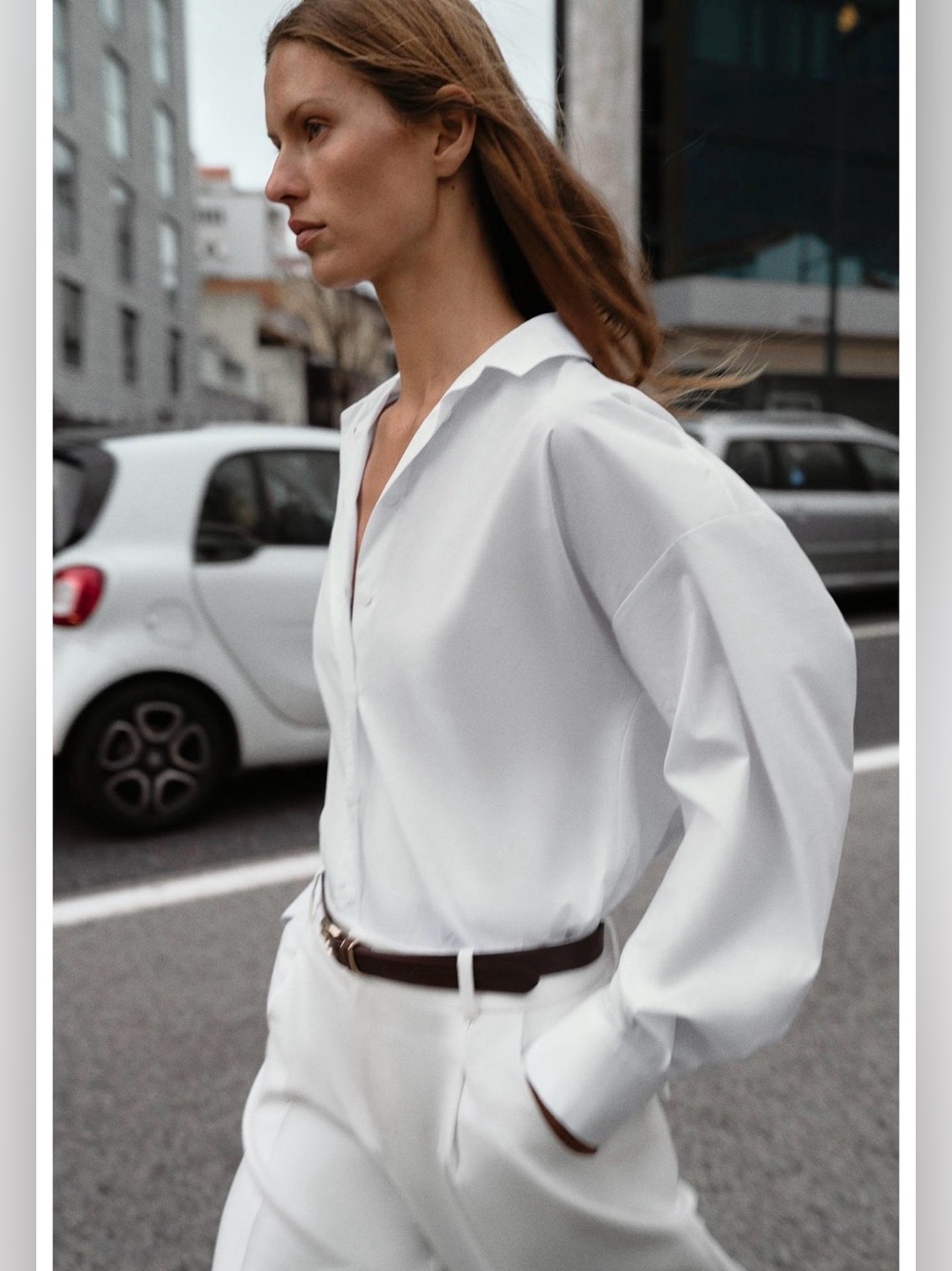 Zara White Button-Down Poplin Blouse with back Pleats. POP